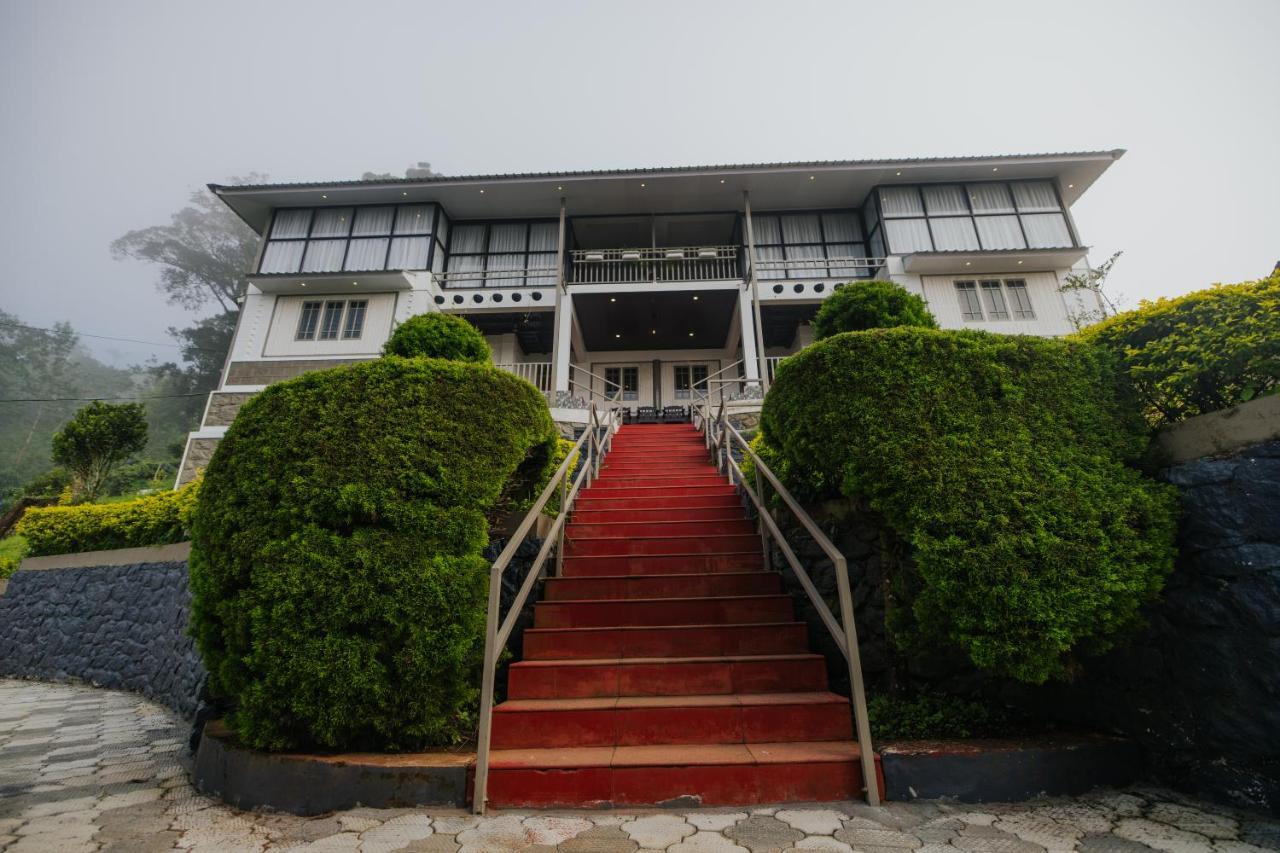 Misty Courtyard Resort Chinnakanal Bagian luar foto