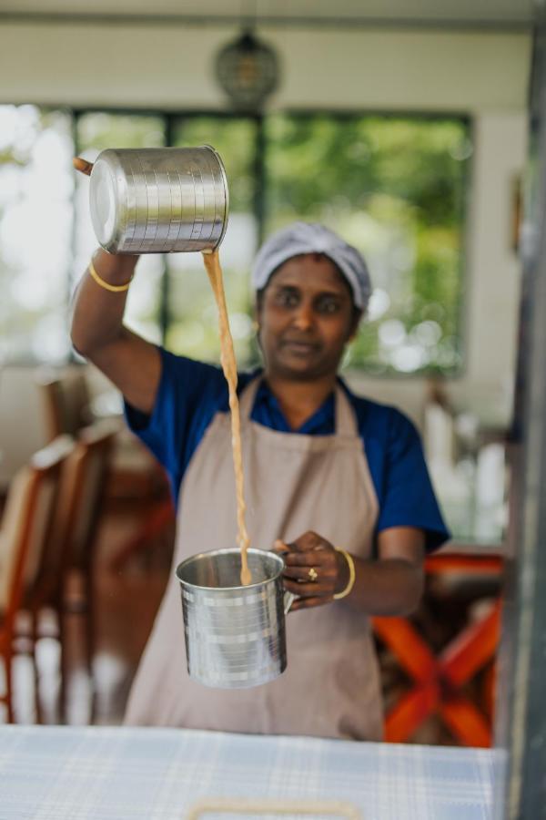 Misty Courtyard Resort Chinnakanal Bagian luar foto